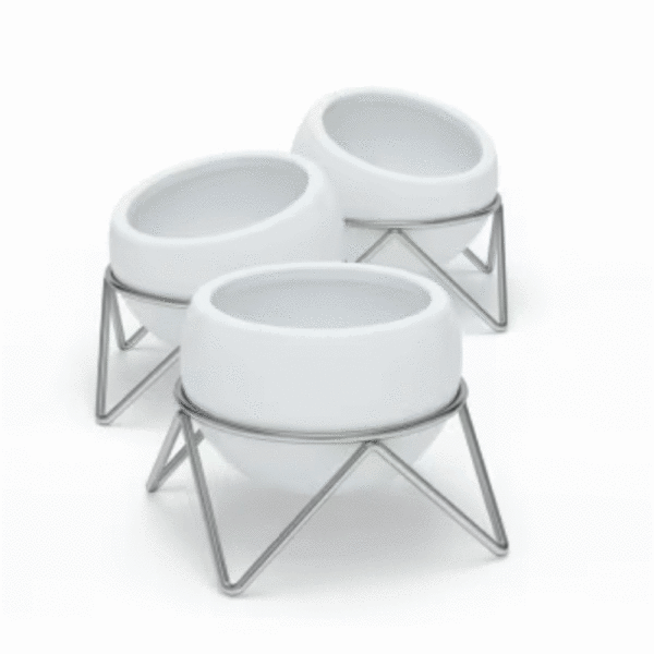 lot de 3 porte plantes POTSY de chez UMBRA, métal et céramique blanc