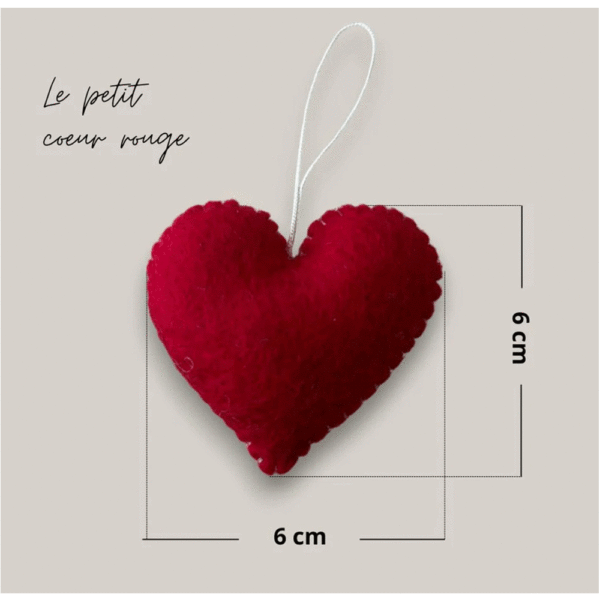coeur à suspendre en feutrine, fait main de chez NEW HEIDI